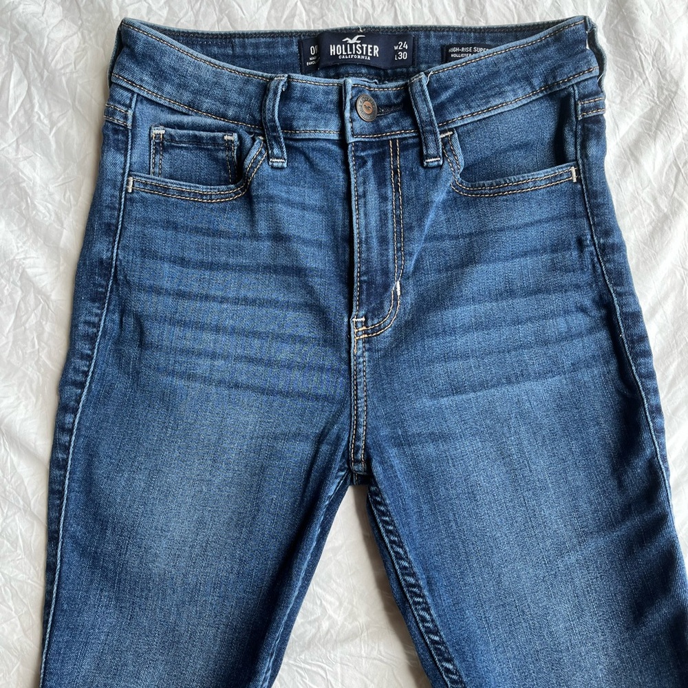 Hollister high rise skinny jeans
